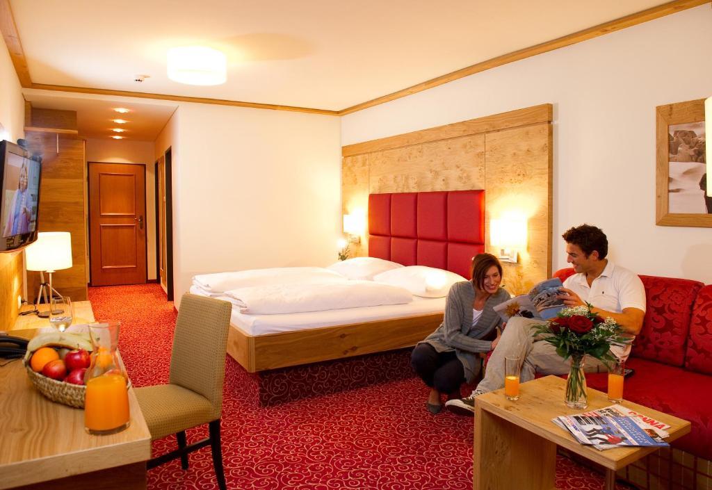 Hotel Roslehen Grossarl Ruang foto