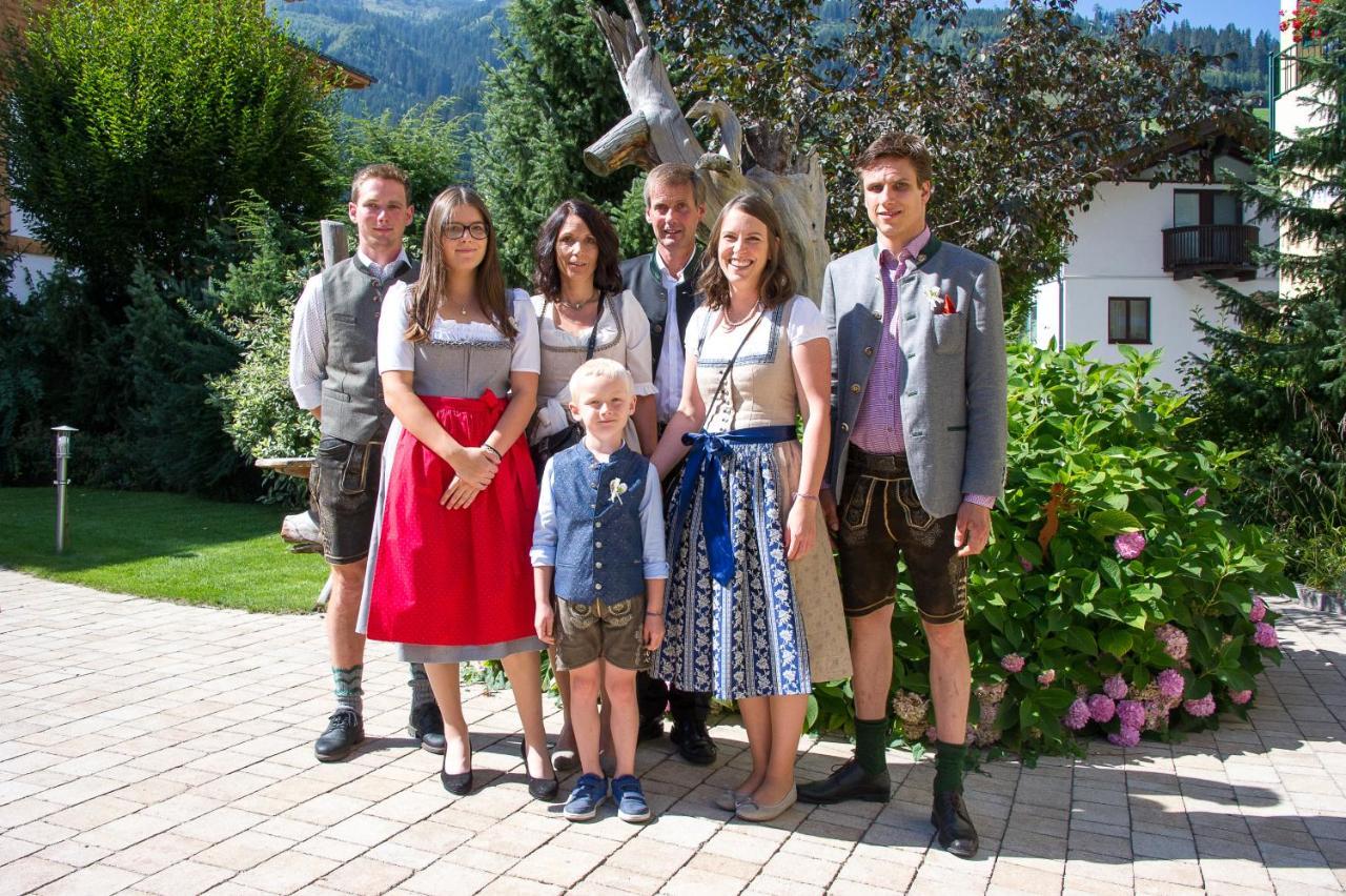 Hotel Roslehen Grossarl Bagian luar foto