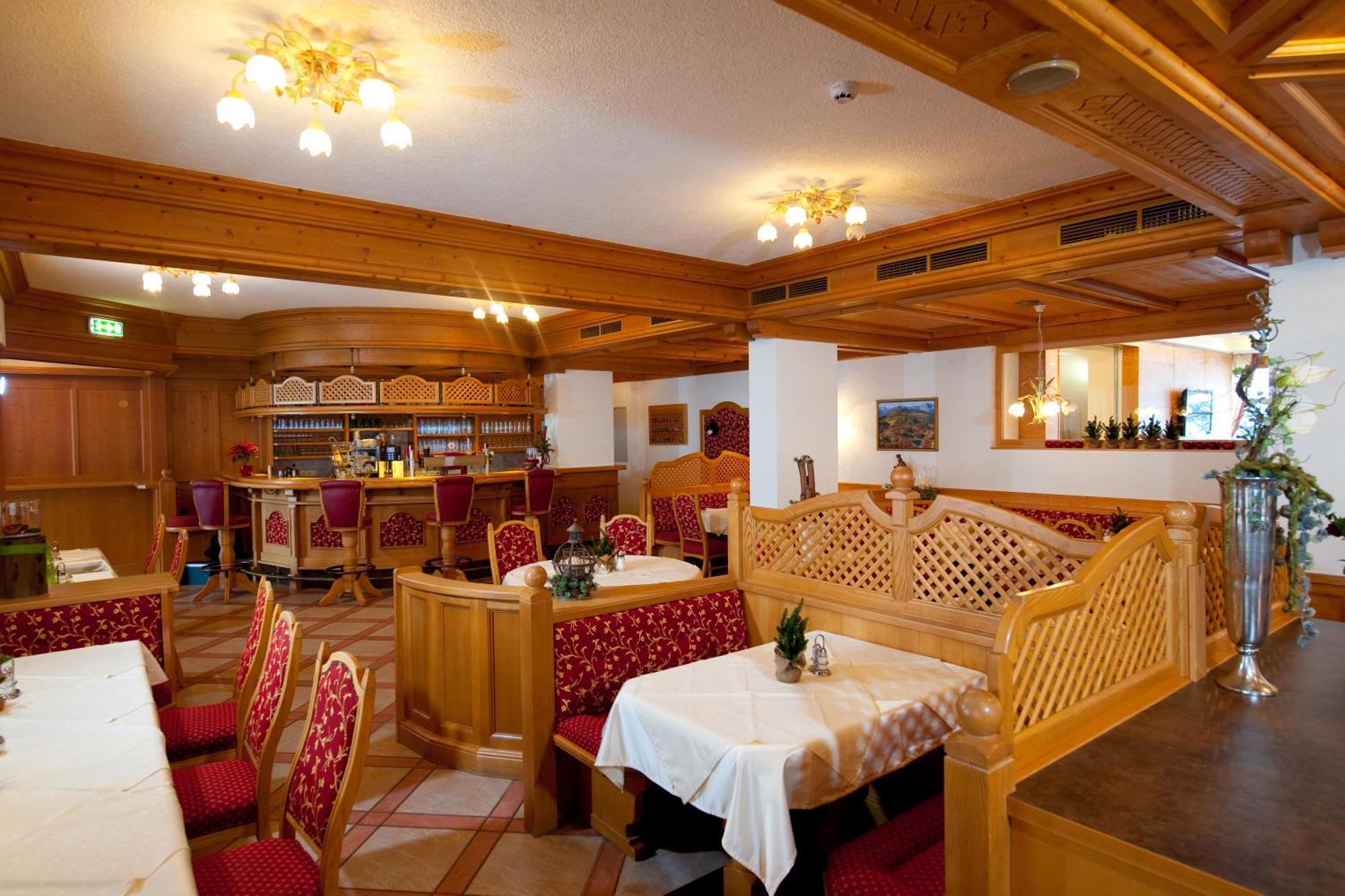 Hotel Roslehen Grossarl Bagian luar foto