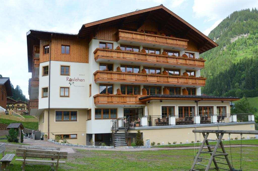 Hotel Roslehen Grossarl Bagian luar foto